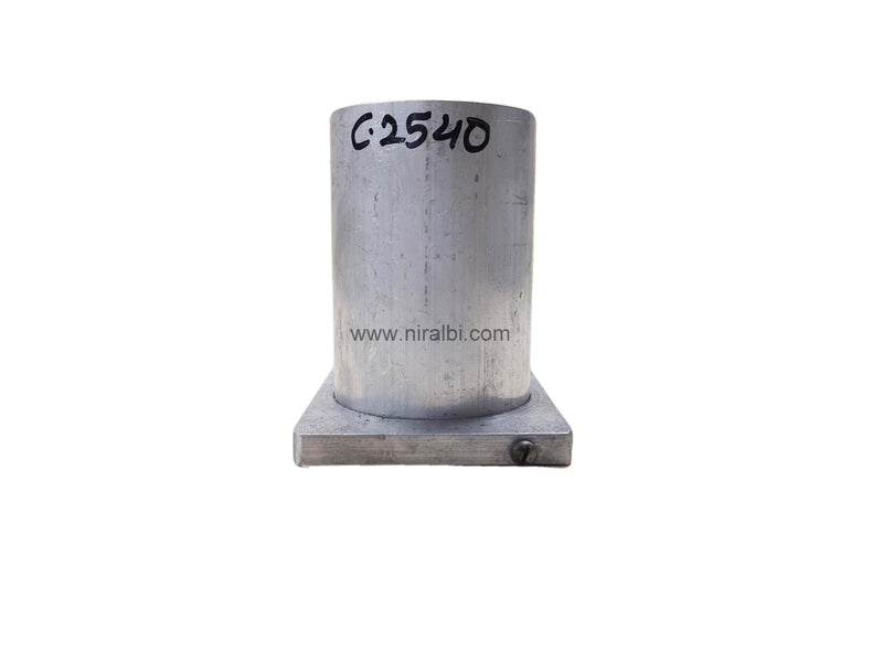 Niral's Geometry Aluminum Cylinder Dia 2.5 inch - Ht 4 inch