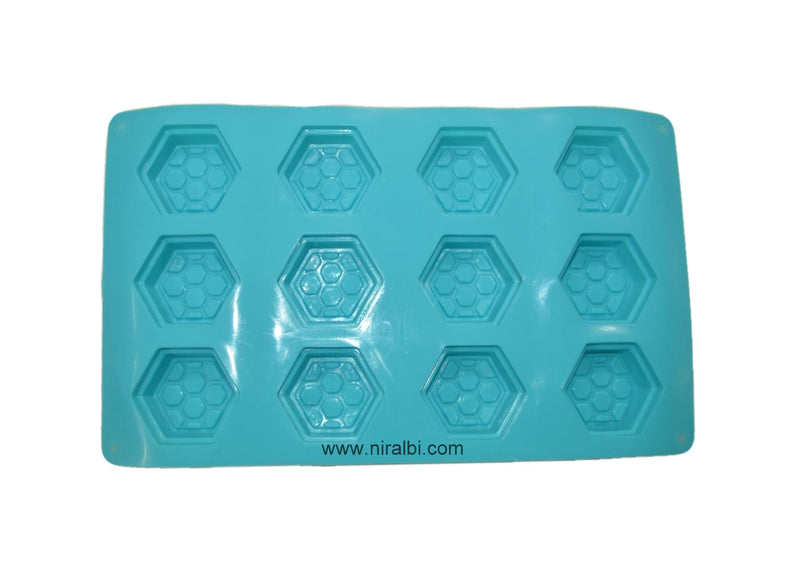 Small Bee Hive 12 in 1 Silicone Mould - SP32241