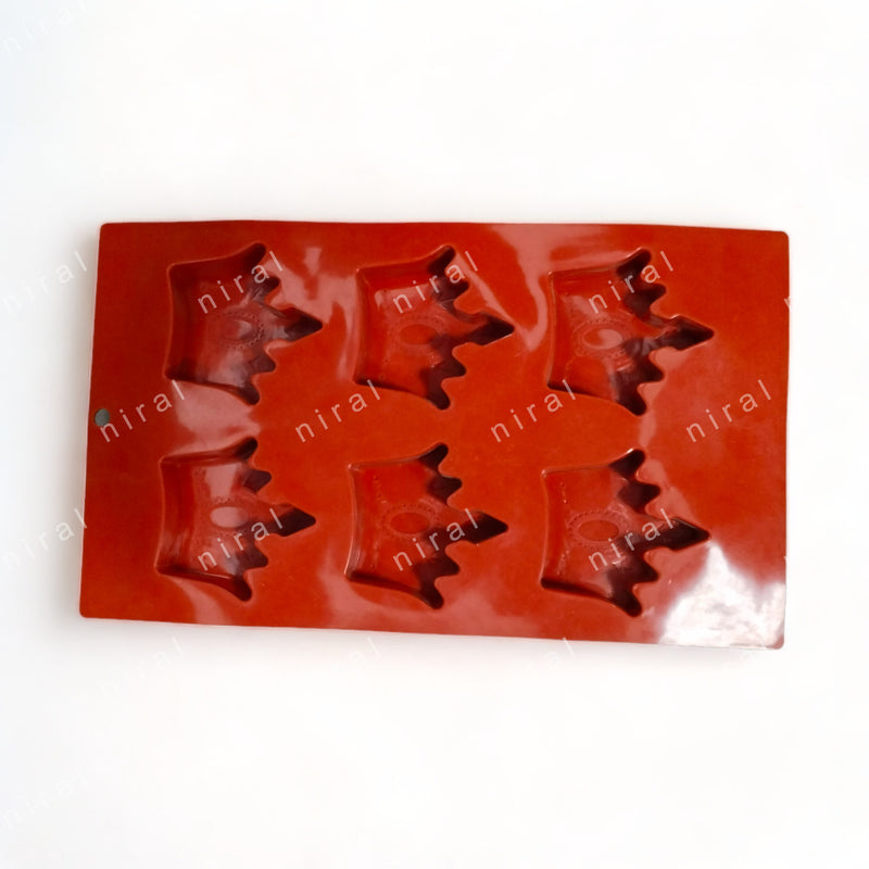 Regal Crown Delights: Silicone Baking Mould SP32414, Niral Industries